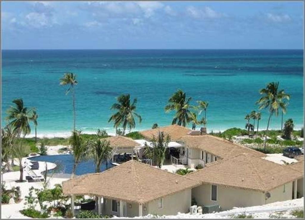 Sky Beach Club Bungalow Cabin Governor's Harbour Exterior photo